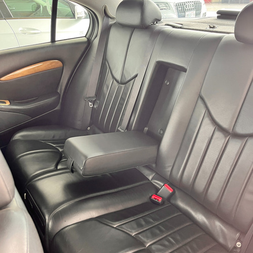 Jaguar X Type 2001 V6
