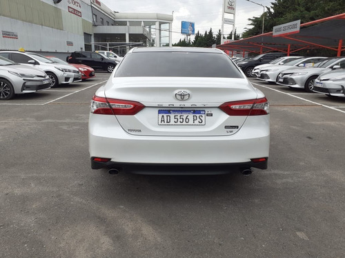 Toyota Camry V6 2019 - Usado