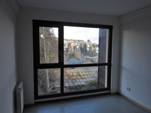 Departamento En Venta Ubicado En Centro De Bariloche, Bariloche