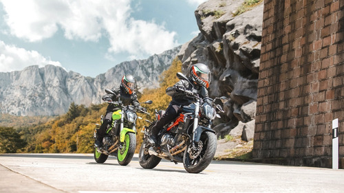 Benelli Tnt 302s | Mall Don Bosco Motors