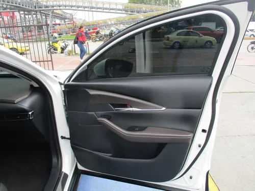 Mazda CX-30 GRAND TOURING HYBRID 2.0 4X2 AT AA