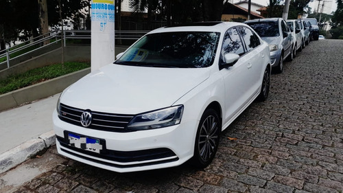 Volkswagen Jetta 2.0 Comfortline Flex Aut 4p