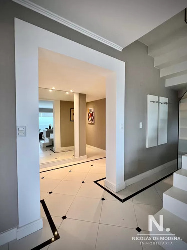 Espectacular Departamento En Venta Frente Al Mar, Penthouse De 4 Dormitorios. Punta Del Este