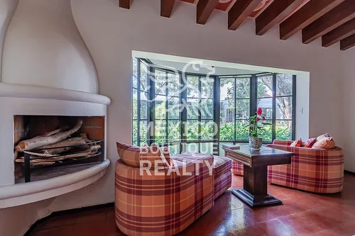Casa La Bola - Av Palmira