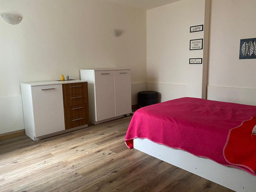 Venta 5 Ambientes En Centro De Comodoro A 3 Cuadras Del Mar