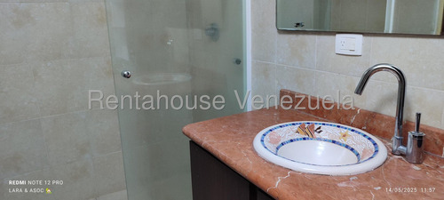 Amplio Apartamento En Venta, Isla De Margarita. Cao.