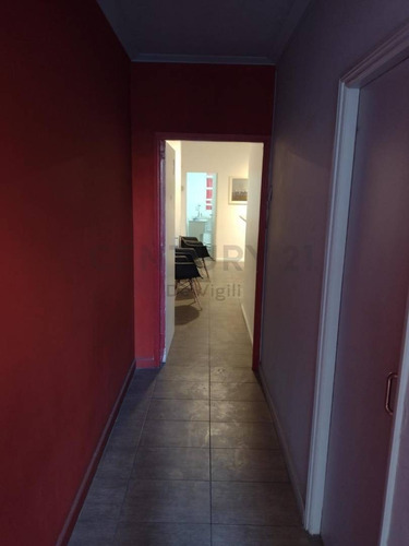 Imagen 4 de 10 de Consultorio En Venta - Centro Rosario