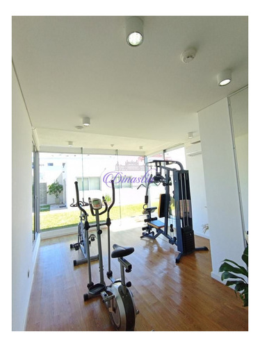 Imagen 17 de 18 de Apartamento Alquiler Temporario De 2 Dormitorios , Aidy Grill , Punta Del Este.