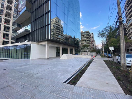 Imagen 6 de 12 de Arriendo Local Comercial En Vitacura 414 M2