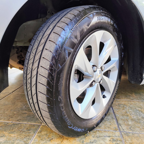 Chevrolet Onix ONIX SEDAN PLUS LT 1.0 12V FLEX 4P MEC.