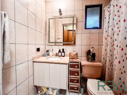 Gran Comodidad Y Ubicación, 4d+3b+servicios+piscina.