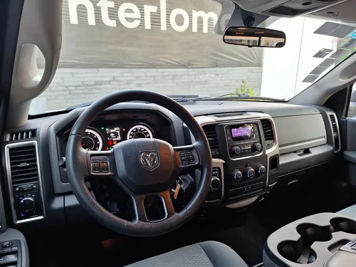 RAM Ram 1500 3.3 V6 XL Crew Cab 4x2 At