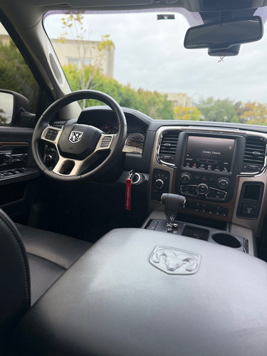 RAM 1500 5.7 Laramie Atx V8