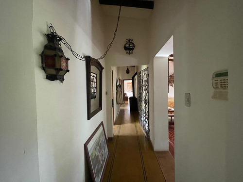 Casa Señorial En Saldán 2800 M2 De Parque Y 300 M2 Cubiertos. Gas Natural Y Escritura
