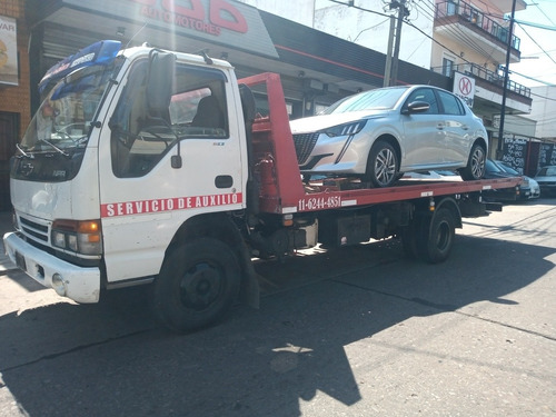 Grúa Auxilio Traslado De Vehículos Y Maquinarias