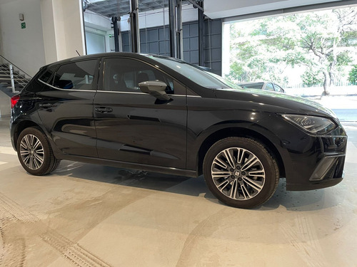 Imagen 11 de 15 de Seat Ibiza 2019 1.6 Excellence 5p Mt