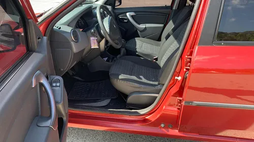 Renault Logan Expression 1.6 mt modelo 2015