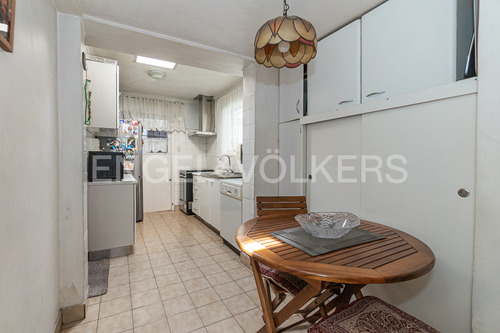 Casa 2 Pisos 2d + Servicios Sucre/lyon