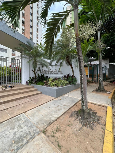 Se Vende Apartamento Amoblado Piso Bajo Los Mangos Ja