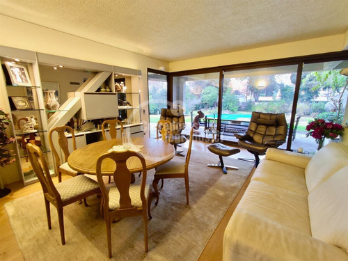 Casa En Venta En Lo Barnechea. Oportunidad!!!