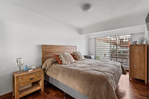 Exclusivo 1º Piso Con Patio Con Parrillero De 85 Mts (punta Carretas) + 2 Gjes + Boxes. A Pasos De Plaza Gomensoro!