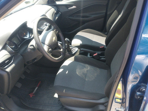 Imagen 11 de 13 de Chevrolet Onix 2021 1.0t Ls Mt