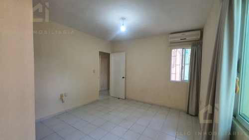Departamento En Renta En Planta Baja De 3 Recamaras En Fraccionamiento Tampiquera, Boca Del Río - Muy Amplio Y Equipado