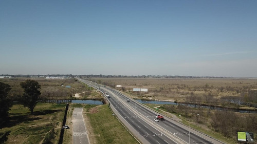 Imagen 2 de 5 de Departamento - Rio Lujan