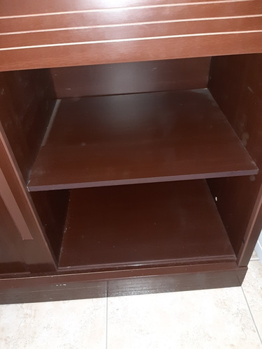 Imagem 4 de 5 de Mesa Com Tampo De Vidro Fumê