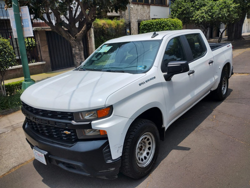 Chevrolet Silverado 5.4 2500 Doble Cabina Ls 4x4 At