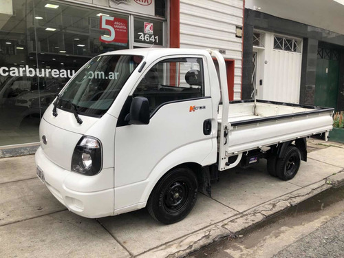 Imagen 3 de 14 de Kia Kia K2700