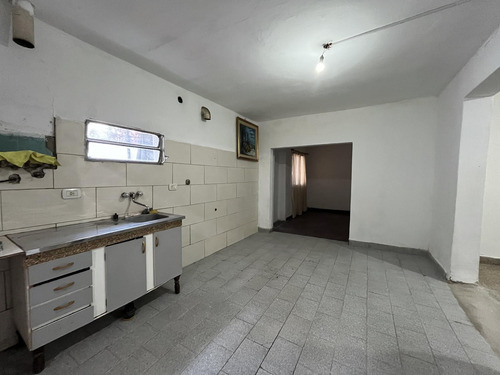 Venta/permuta - Casa De Pasillo Único - Bella Vista, Rosario