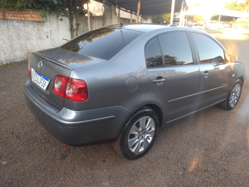 Volkswagen Polo Sedan 2008 1.6 Comfortline Total Flex 4p