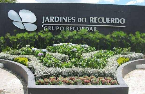 Lote Funerario (4 Gavetas) Con Servicios En Panteón Jardines Del Recuerdo