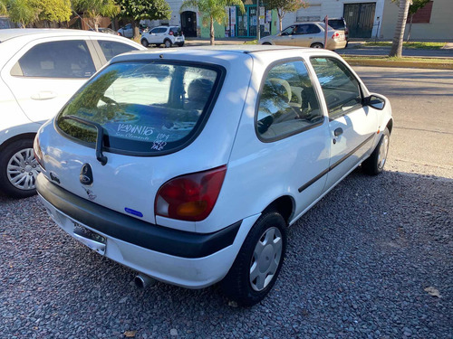 Ford Fiesta 1.6 Lx 2001