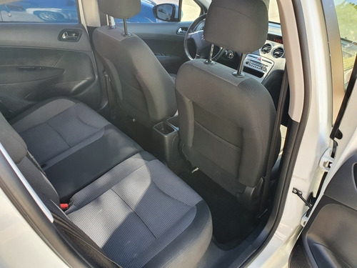 Peugeot 308 1.6 Active 2014