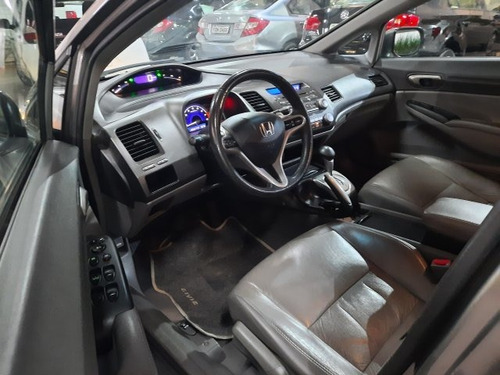 Imagem 10 de 12 de Civic 1.8 Lxl 16v Flex 4p Automático