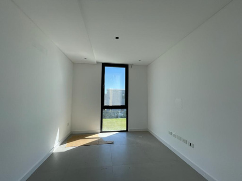 Casa En Venta Puertos Escobar Barrio Araucarias