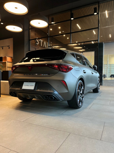 Cupra Leon 300Hp