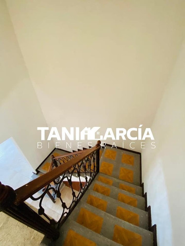 Imagen 4 de 14 de Casa Amplia En Alameda Cerca De Plaza Cristal Cordoba