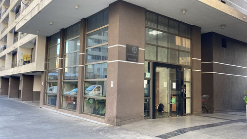 Departamento En Venta De 2 Dorm. En Santiago