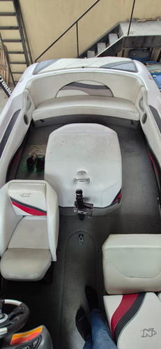 Lancha In-board Ideal Para Esquiar. Y Recreativa