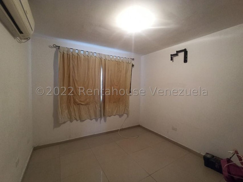 Imagen 30 de 30 de Casa En Venta En Urbanizacion Yucatan Barquisimeto, Tanque Subterraneo, Cantv Y Internet De Abba, Inf 04245943684, Cod 22-17136, J24