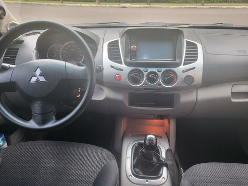 Mitsubishi L200 2.4 Triton Hls Cab. Dupla Flex 4p