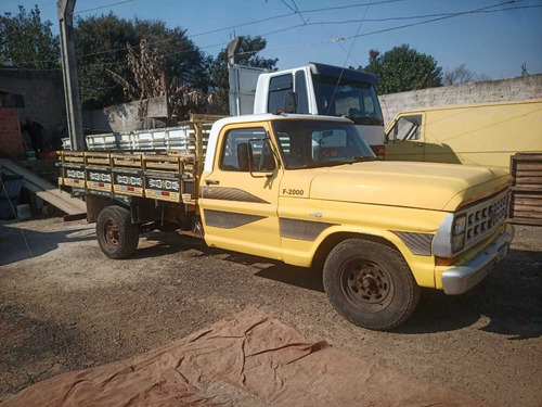 Imagem 1 de 10 de Ford F-2000 .