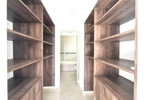Departamento En Barrio Islas Del Golf Qbay