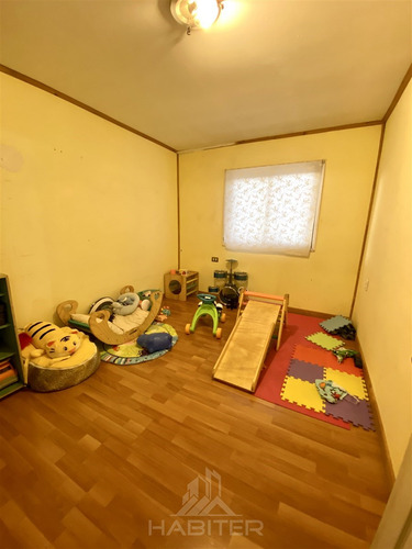 Linda Casa En Venta De 4 Dorm. Bombero Garrido, Curicó