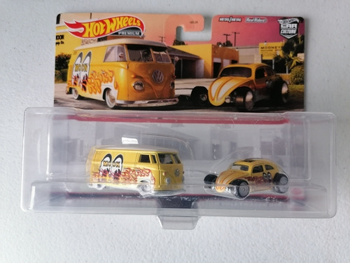 2 Pack: Moon Eyes - Hot Wheels