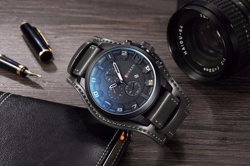Oferta Reloj De Cuero Curren Malla Color Negro Y Fondo Negro