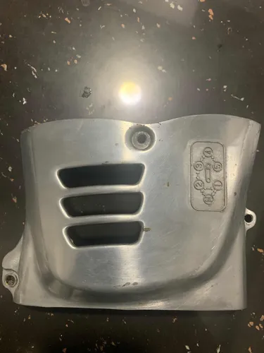 Tapa Piñon Gn 250 Cc Suzuki (Usado)